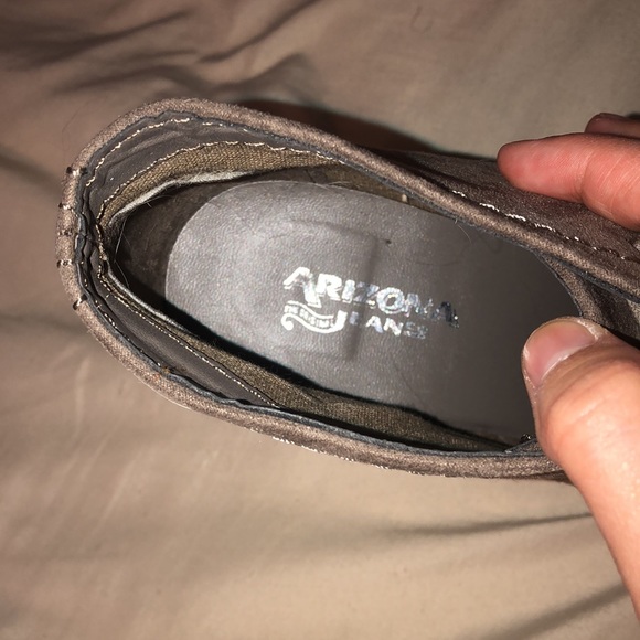 💙 Size 6 Arizona brand wedge booties - Picture 3 of 4